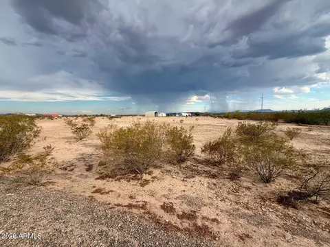 0 Eagle Tail Ln #-, Bouse, AZ 85325