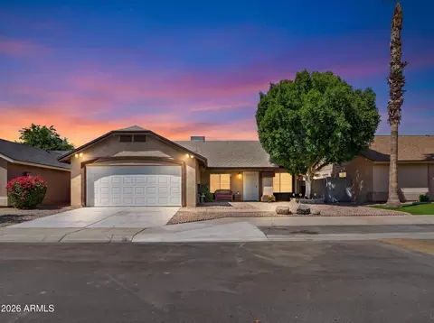 10252 W Colter St, Glendale, AZ 85307