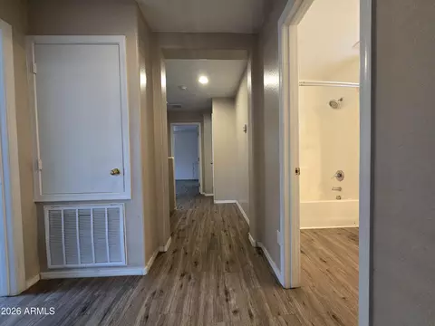 Entry Way - 6905 S 9th Ave, Phoenix, AZ 85041 photo 1 of 1