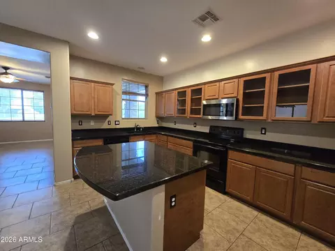 Kitchen - 6905 S 9th Ave, Phoenix, AZ 85041 photo 2 of 3