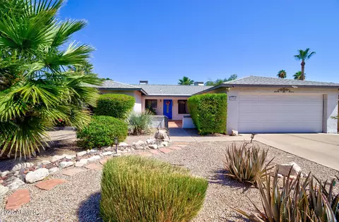 2718 W Meseto Cir, Mesa, AZ 85202