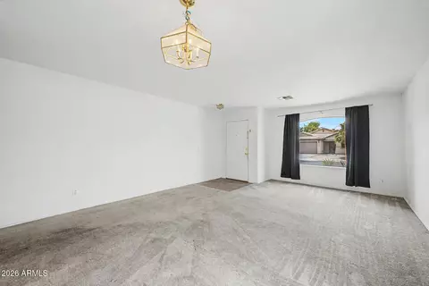 Living - 6637 S 18th Dr, Phoenix, AZ 85041 photo 3 of 4