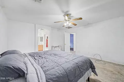 Bedroom - 6637 S 18th Dr, Phoenix, AZ 85041 photo 2 of 7