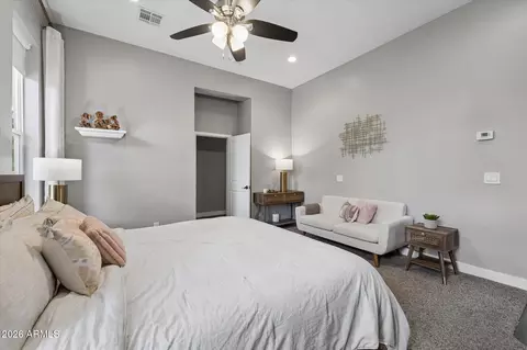 Bedroom - 3324 E Osborn Rd, Phoenix, AZ 85018 photo 2 of 6