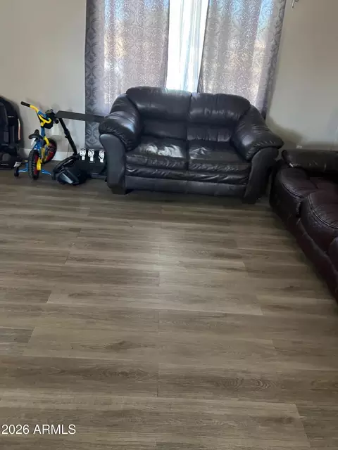 Living - 6831 W Camelback Rd, Phoenix, AZ 85033 photo 1 of 1