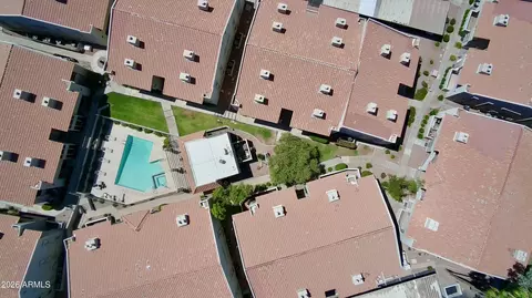 View/Area - 1820 E Morten Ave #119, Phoenix, AZ 85020 photo 3 of 5