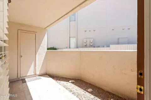 Exterior - 1820 E Morten Ave #119, Phoenix, AZ 85020 photo 2 of 15