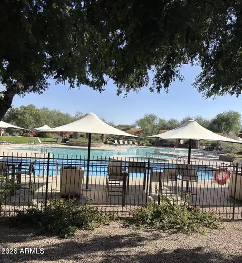 Exterior - 3984 E Robin Ln, Phoenix, AZ 85050 photo 8 of 11