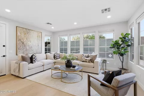 Other - 3984 E Robin Ln, Phoenix, AZ 85050 photo 2 of 19