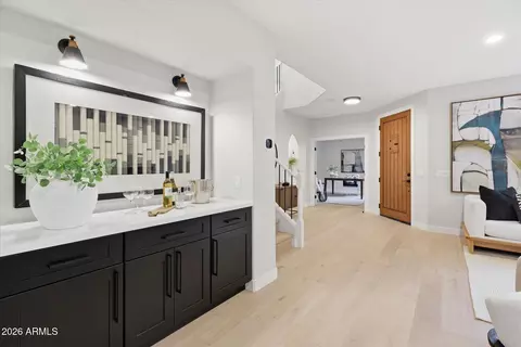 Entry Way - 3984 E Robin Ln, Phoenix, AZ 85050 photo 4 of 9