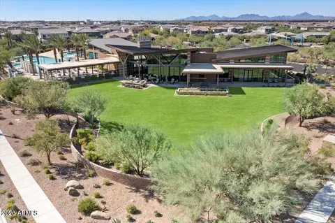 View/Area - 3136 E Tina Dr, Phoenix, AZ 85050 photo 1 of 6