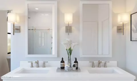 Bath - 5447 S 35th Way, Phoenix, AZ 85040 photo 1 of 2