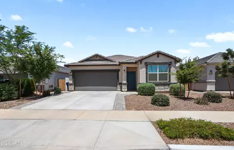 18570 W Desert Hollow Dr, Wittmann, AZ 85361