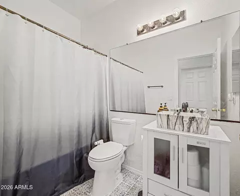 Bath - 3742 E Sandy Way, Gilbert, AZ 85297 photo 3 of 3