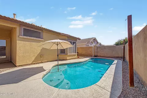Exterior - 3742 E Sandy Way, Gilbert, AZ 85297 photo 8 of 10