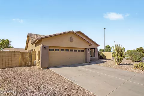 Exterior - 3742 E Sandy Way, Gilbert, AZ 85297 photo 2 of 10