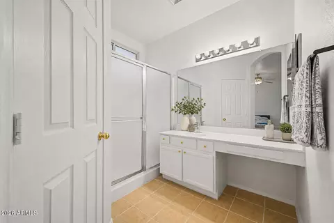 Bath - 3742 E Sandy Way, Gilbert, AZ 85297 photo 1 of 3