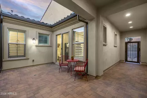 Exterior - 1823 E Watford Ct, Gilbert, AZ 85298 photo 4 of 7