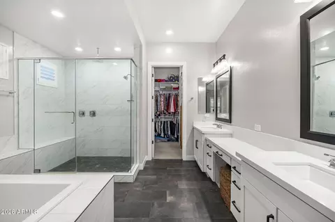 Bath - 1823 E Watford Ct, Gilbert, AZ 85298 photo 5 of 7