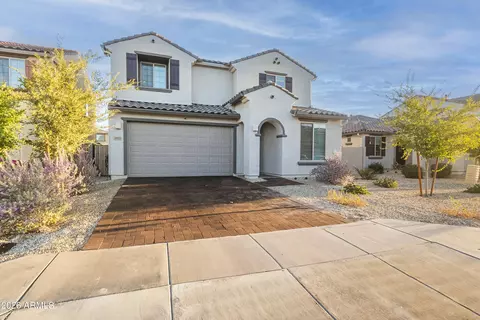 8955 W Luke Ave, Glendale, AZ 85305