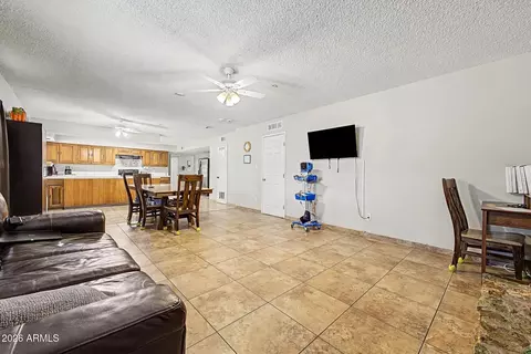 Other - 2661 E Brown St, Phoenix, AZ 85028 photo 2 of 3