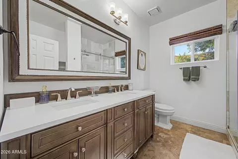 Bath - 4035 E Glencove St, Mesa, AZ 85205 photo 5 of 6
