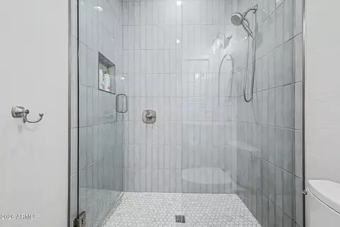 Bath - 3116 E Park Ave, Gilbert, AZ 85234 photo 5 of 5