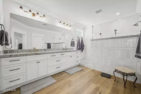 Bath - 3116 E Park Ave, Gilbert, AZ 85234 photo 1 of 5