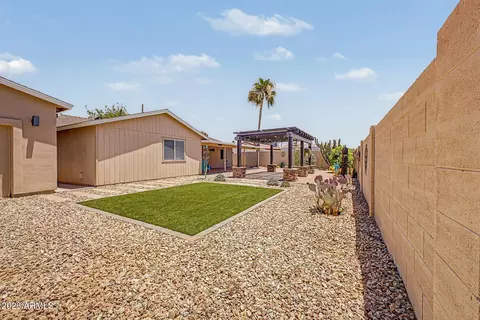 Exterior - 4035 E Joan De Arc Ave, Phoenix, AZ 85032 photo 3 of 8