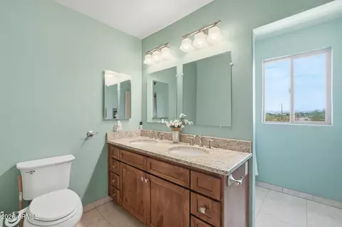 Bath - 22466 E Cactus Forest Rd, Florence, AZ 85132 photo 2 of 4