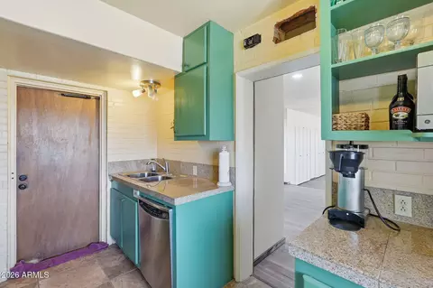 Kitchen - 22466 E Cactus Forest Rd, Florence, AZ 85132 photo 4 of 6