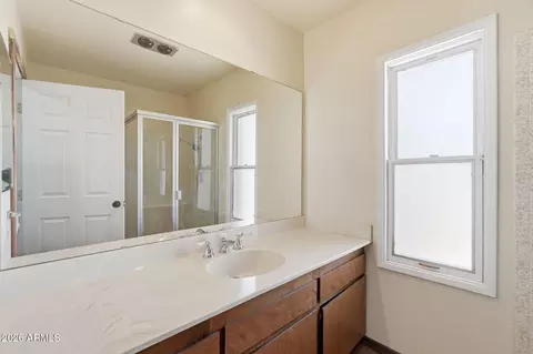 Bath - 22466 E Cactus Forest Rd, Florence, AZ 85132 photo 1 of 4