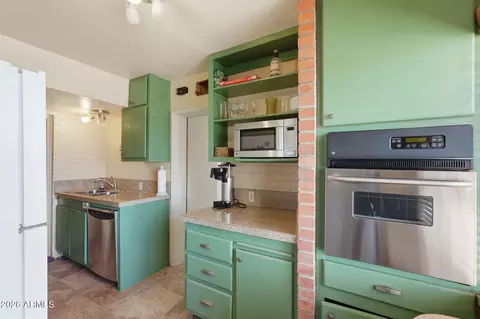 Kitchen - 22466 E Cactus Forest Rd, Florence, AZ 85132 photo 6 of 6