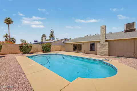 Exterior - 4305 Equestrian Trl, Phoenix, AZ 85044 photo 4 of 6
