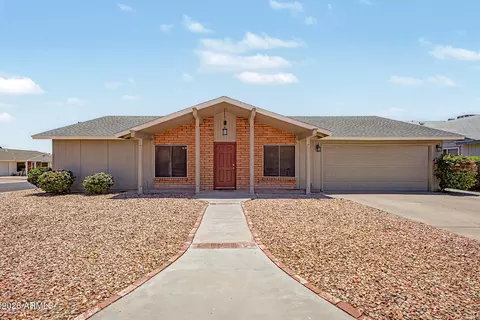 Exterior - 4305 Equestrian Trl, Phoenix, AZ 85044 photo 2 of 8