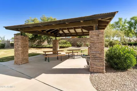View/Area - 4239 E Ficus Way, Gilbert, AZ 85298 photo 2 of 14