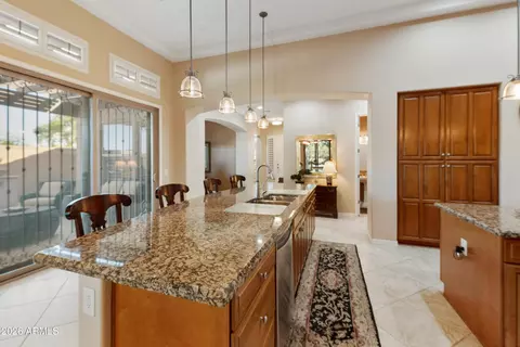 Kitchen - 4239 E Ficus Way, Gilbert, AZ 85298 photo 2 of 8