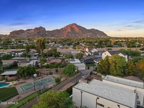 View/Area - 4422 E Roma Ave, Phoenix, AZ 85018 photo 14 of 14