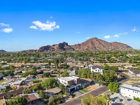View/Area - 4422 E Roma Ave, Phoenix, AZ 85018 photo 5 of 14