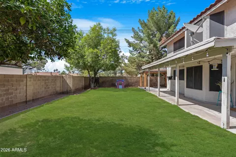 Exterior - 338 N Cobblestone St, Gilbert, AZ 85234 photo 7 of 10