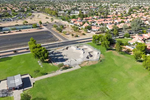 View/Area - 338 N Cobblestone St, Gilbert, AZ 85234 photo 12 of 17