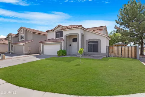 Exterior - 338 N Cobblestone St, Gilbert, AZ 85234 photo 3 of 10