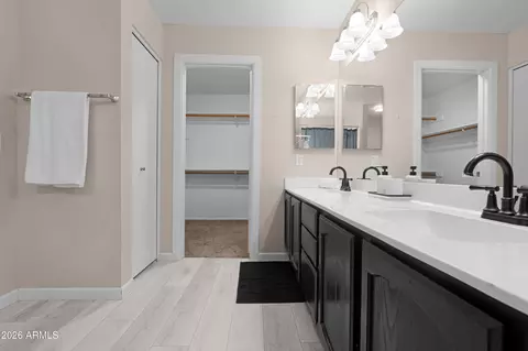 Bath - 338 N Cobblestone St, Gilbert, AZ 85234 photo 4 of 5