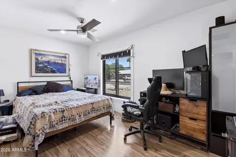 Bedroom - 2914 E Beryl Ave, Phoenix, AZ 85028 photo 3 of 5