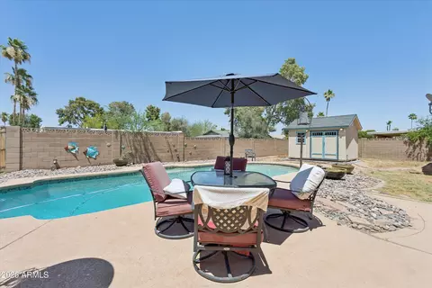 Exterior - 2914 E Beryl Ave, Phoenix, AZ 85028 photo 2 of 7