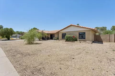 Exterior - 2914 E Beryl Ave, Phoenix, AZ 85028 photo 7 of 7