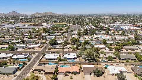 View/Area - 2914 E Beryl Ave, Phoenix, AZ 85028 photo 8 of 8