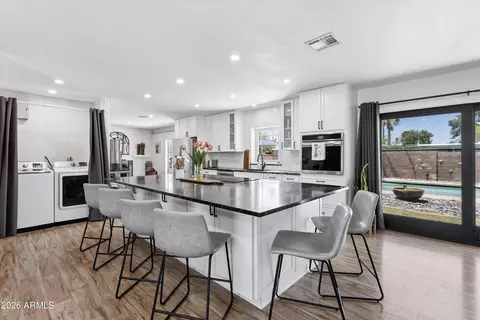 Kitchen - 2914 E Beryl Ave, Phoenix, AZ 85028 photo 1 of 4