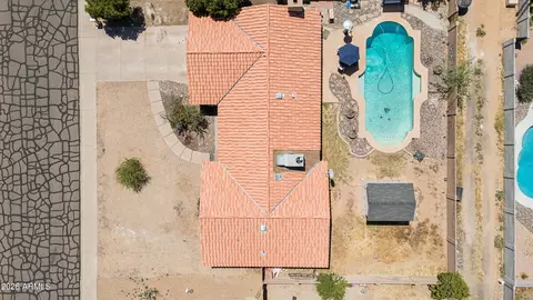View/Area - 2914 E Beryl Ave, Phoenix, AZ 85028 photo 3 of 8