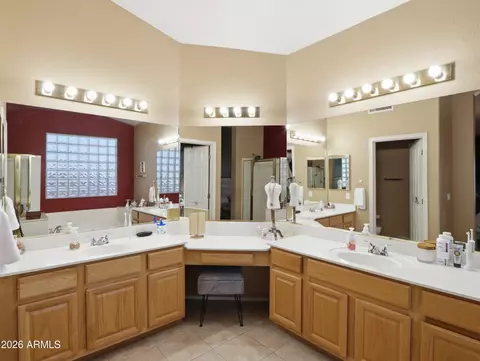 Bath - 2265 S Vincent --, Mesa, AZ 85209 photo 2 of 4